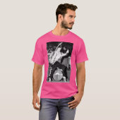 Pinguïns marcheren over ijzige sneeuwvelden t-shirt (Voorkant volledig)