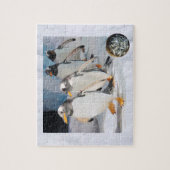 Pinguïns op ijs in dierentuin, leeftijd 6, Sardine Legpuzzel (Verticaal)