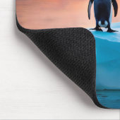 Pinguïns op smeltende ijsberg muismat (Hoek)