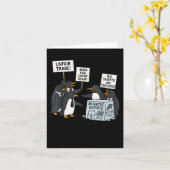 Pinguïns protesteren tegen tarieven Funny Penguin Kaart (Gele Bloem)