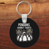 Pinguïns protesteren tegen tarieven Funny Penguins Sleutelhanger (Voorkant)