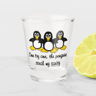 Pinguïns stelen mijn gezondheid shot glas