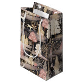 Pink and Black Elegant Snowy Deer Forest Klein Cadeauzakje (Voorkant Gekanteld)