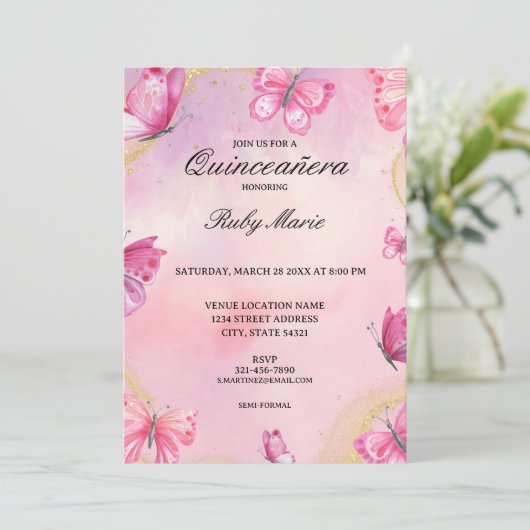 Pink and Gold Butterfly Quinceanera Invitation Kaart (Staand voorkant)