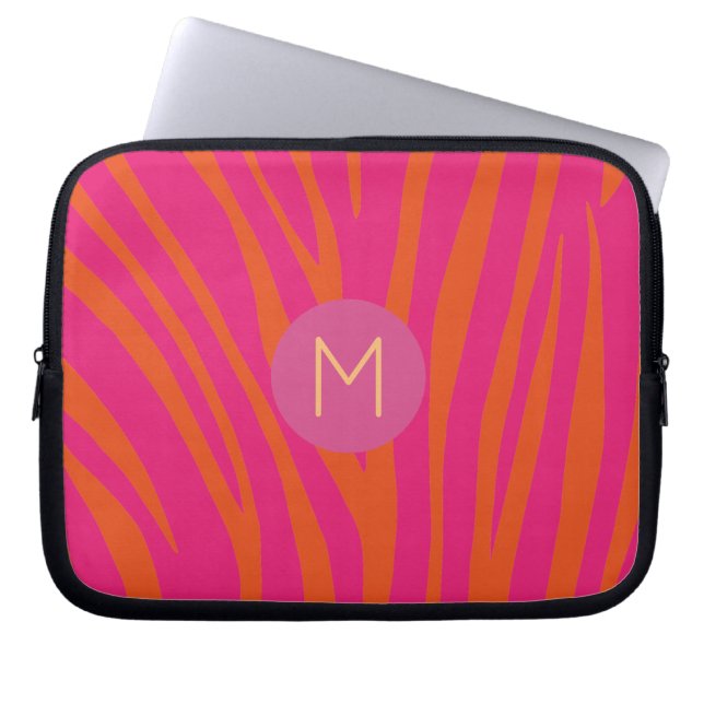 Pink and Orange Zebra Stripes Modern Monogram Laptop Sleeve (Voorkant)