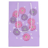 Pink and Purple Flowers on Lavender Gift Bags Medium Cadeauzakje (Achterkant)