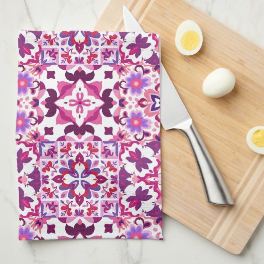 Pink and Purple Spanish Tiles Theedoek (Quarter Fold)