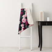 Pink and Red Painted Roses Sherpa Deken (In situ)