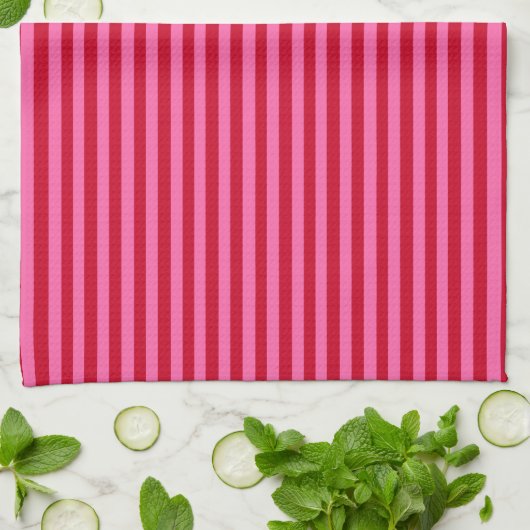 Pink and Red Peppermint Stripes Theedoek (Gevouwen)