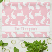 Pink And White Bunny Pattern And Name Easter Theedoek (Gevouwen)
