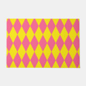 Pink and Yellow Harlequin Checkered Design  Deurmat (Voorkant)