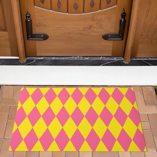 Pink and Yellow Harlequin Checkered Design  Deurmat