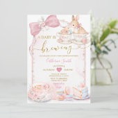 Pink Baby Is Brewing Bunny Tea Party Baby Shower Kaart (Staand voorkant)