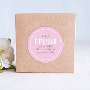 Pink Birthday Simple Minimalist Modern Treat Ronde Sticker