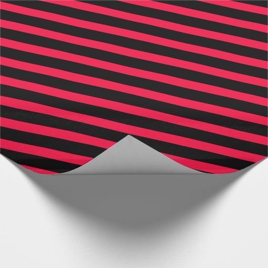 pink-black stripes – pink-schwarz gestreift cadeaupapier (Hoek)