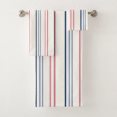Pink blue and white stripes bad handdoek (Insitu)