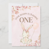 Pink Boho Floral Bunny 1st Birthday Uitnodiging (Achterkant)