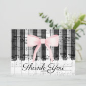 Pink Bow Bedankt kalligrafie op piano (Staand voorkant)