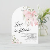 Pink Bow Bloemen Liefde in Bloom Arch Vrijgezellen Kaart (Staand voorkant)