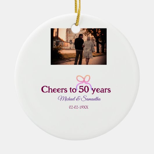 Pink bow cheers to 50 years anniversary wedding  keramisch ornament (Voorkant)