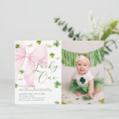 Pink Bow Lucky One Shamrock Clover 1st Birthday Kaart (Staand voorkant)