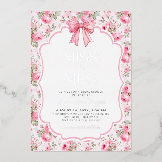 Pink Bow Miss to Mrs Vrijgezellenfeest Real Silver Folie Uitnodiging (Voorkant)