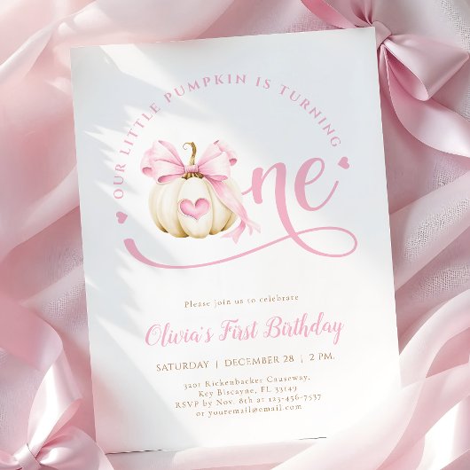 Pink Bow Pumpkin 1st Birthday Invitation Kaart