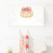 Pink Bow Pumpkin met Gouden Harten – Coquette Fal Spandoek (Insitu)