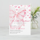 Pink Bow Valentijns's eerste verjaardagsuitnodigin Feestdagenkaart (Staand voorkant)