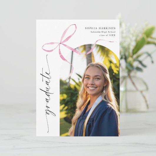 Pink Bow Vertical Script-Afstuderen Kaart (Staand voorkant)
