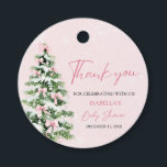 Pink Bows Baby Het is koud buiten Baby shower Bedankjes Labels<br><div class="desc">De Pink Bows Christmas Tree Baby It's Cold Outside Baby shower Favoriet Tags zijn een schattige manier om je baby shower favorieten aan te kleden met feestelijk gejuich! Met zoete roze strikken en een kleine kerstboom, brengen deze labels gezellige wintervibes naar uw feest, waardoor elke gunst extra speciaal aanvoelt voor...</div>