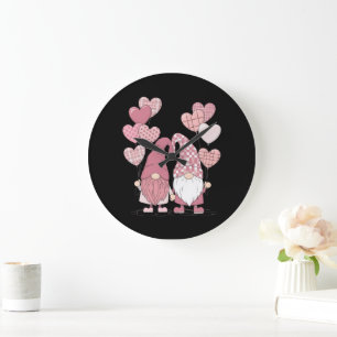 Pink Buffalo Plaid Heart Gnomes Valentijnsdag Grote Klok