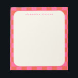 Pink Checkerboard Patroon | Gepersonaliseerde naam Notitieblok<br><div class="desc">Pink Checkerboard Patroon | Notitieblok van gepersonaliseerde naam</div>