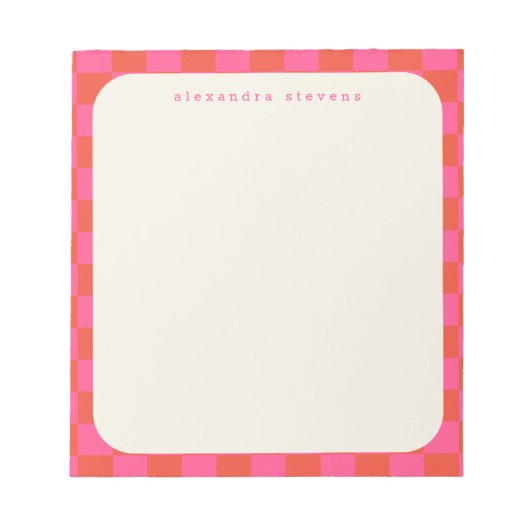 Pink Checkerboard Patroon | Gepersonaliseerde naam Notitieblok (Voorkant)