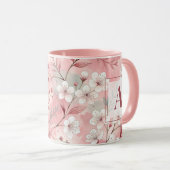 Pink cherry blossom monogram mok (Voorkant rechts)