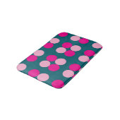 Pink Circles on Green Bath Mat (Gekanteld)
