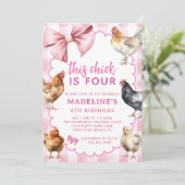 Pink Coquette Bow Boho Girl Chicken Birthday Party Kaart (Staand voorkant)