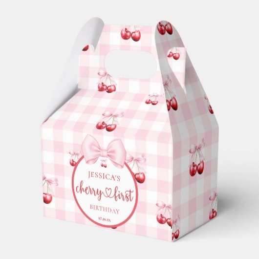 Pink Coquette Bow Cherry First Birthday Party Bedankdoosjes (Achterkant)