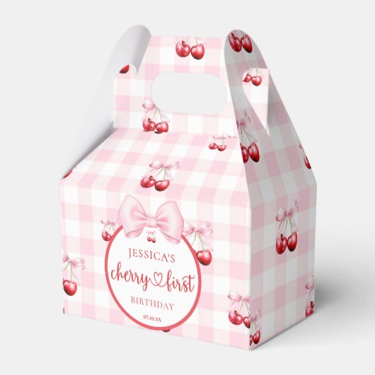 Pink Coquette Bow Cherry First Birthday Party Bedankdoosjes (Voorkant Zijde)