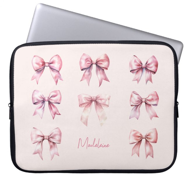 Pink Coquette Bow Custom Name Laptop Sleeve (Voorkant)