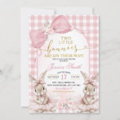 Pink Coquette Gingham Twin Bunnies Baby Shower Kaart (Voorkant)