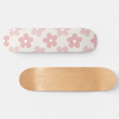 Pink Cream Daisy Flowers Retro Patroon Persoonlijk Skateboard (Horizontaal)
