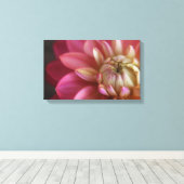 Pink Dahlia Canvas Afdruk (Insitu (Houten vloer))