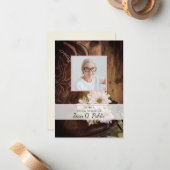 Pink Daisies & Boots delen geheugen begrafenismonu Notitiekaartje (Voorkant / Achterkant in situ)