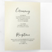 Pink Daisies en Cowboy Boots Western Wedding Drieluik Uitnodiging (Binnenzijde eerst)