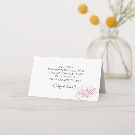 Pink Daisy Effect Floral Wedding Charity Favors Plaatskaartje (Voorkant)