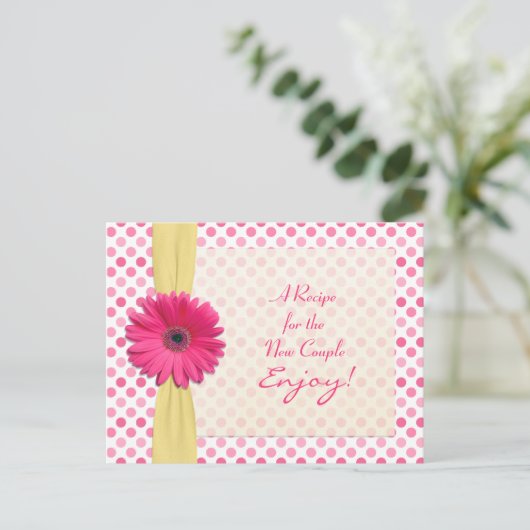Pink Daisy Polka Dot Recept Kaart voor nieuw paar (Staand voorkant)