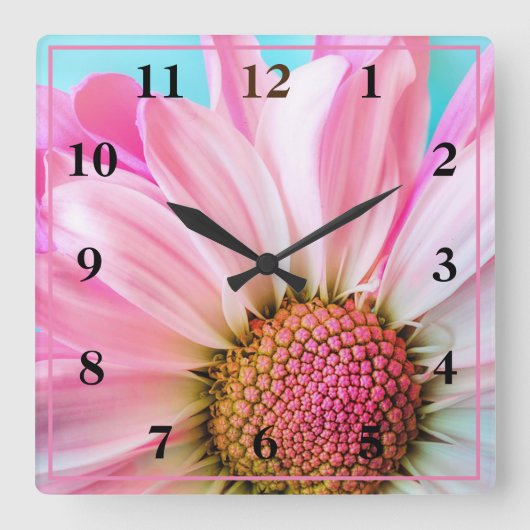 Pink Daisy Vierkante Klok (Voorkant)