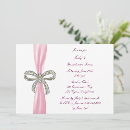 Pink Diamond Bow Bachelorette Party Uitnodiging (Staand voorkant)