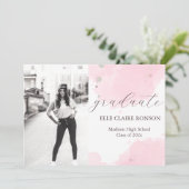 Pink Elegance Uitnodiging voor afstudeerfeest (Staand voorkant)